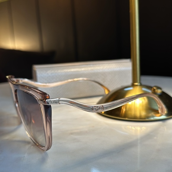 NWOT Jimmy Choo Sunglasses with Case and Branded Lens Cleaning Cloth - Picture 5 of 15